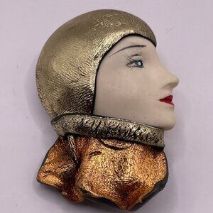 Vintage Art Deco Woman Hand Painted Gold Color Hat And Collar Brooch Pin EL5